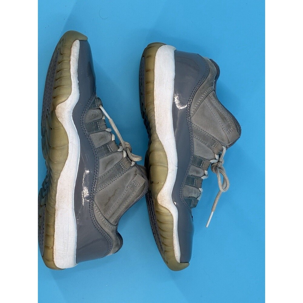 Air Jordan 11 Retro Low Cool Grey Kids 5.5Y Gray White 528896-003